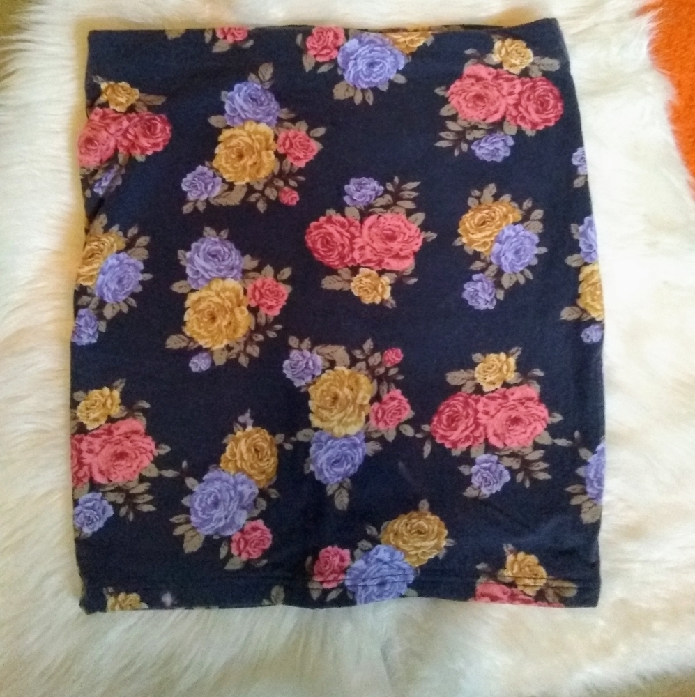 Forever 21 body con pencil skirt